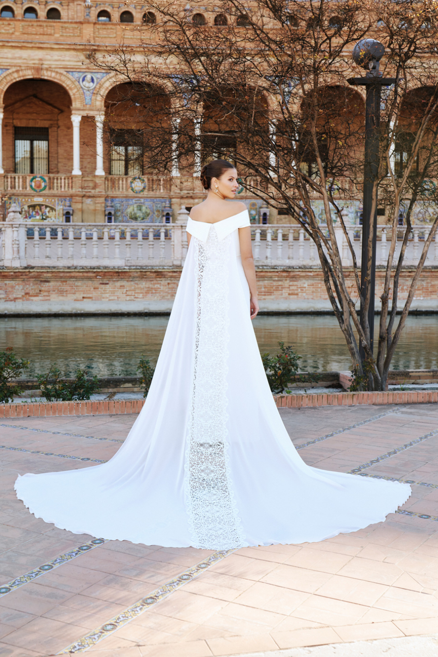 Abiti da sposa 2024 Silvia Fernandez MUSE AITANA 00920