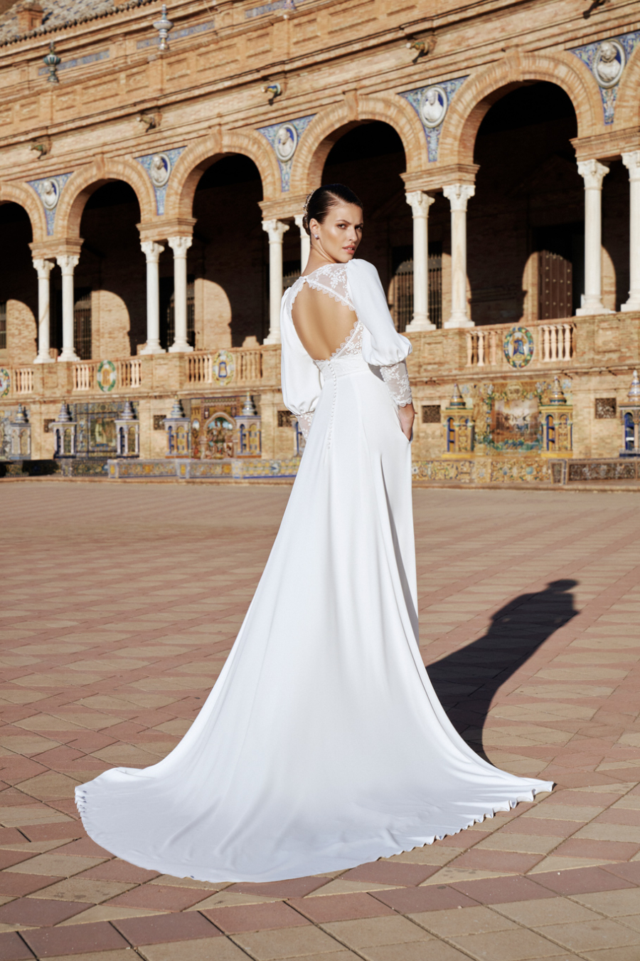 Abiti da sposa 2024 Silvia Fernandez MUSAS ARENA 4976